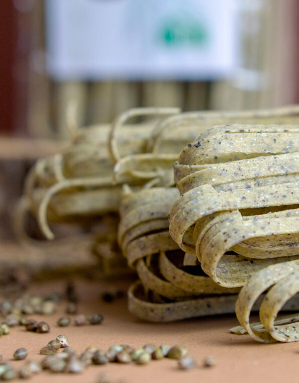 Fettuccine artigianali alla canapa